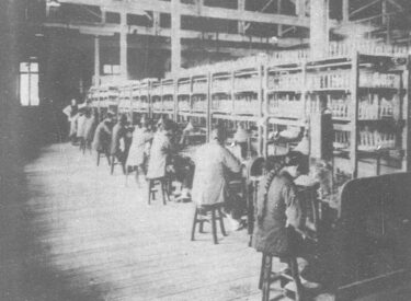 Inside the Light Bulb Factory of the China General Edison Company in Shanghai (December 1922)